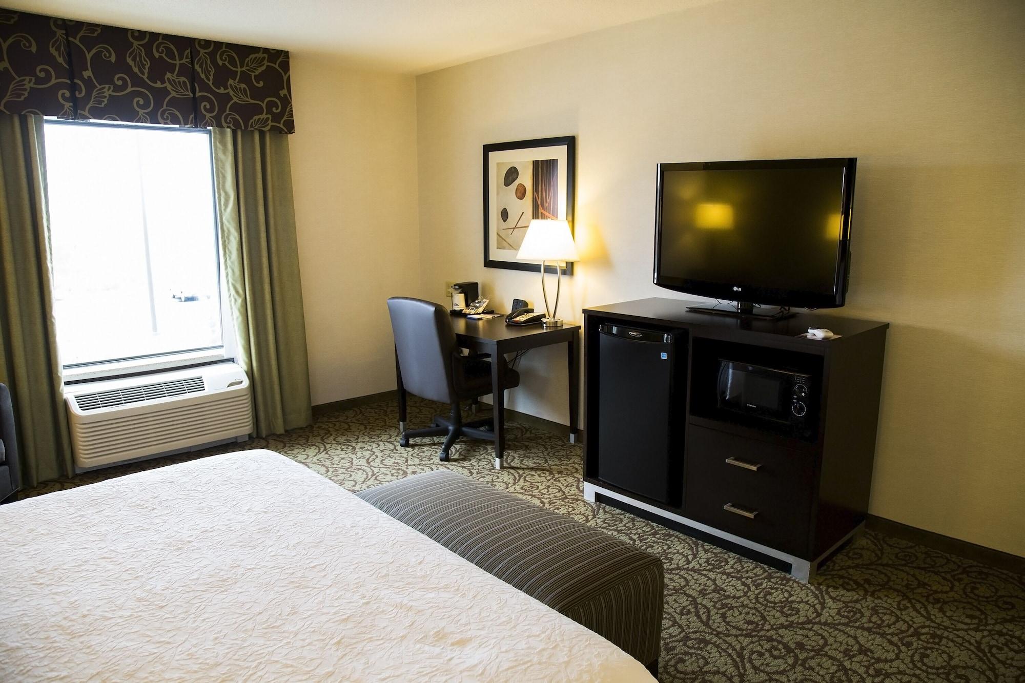 Hampton Inn & Suites Sharon West Middlesex Eksteriør billede