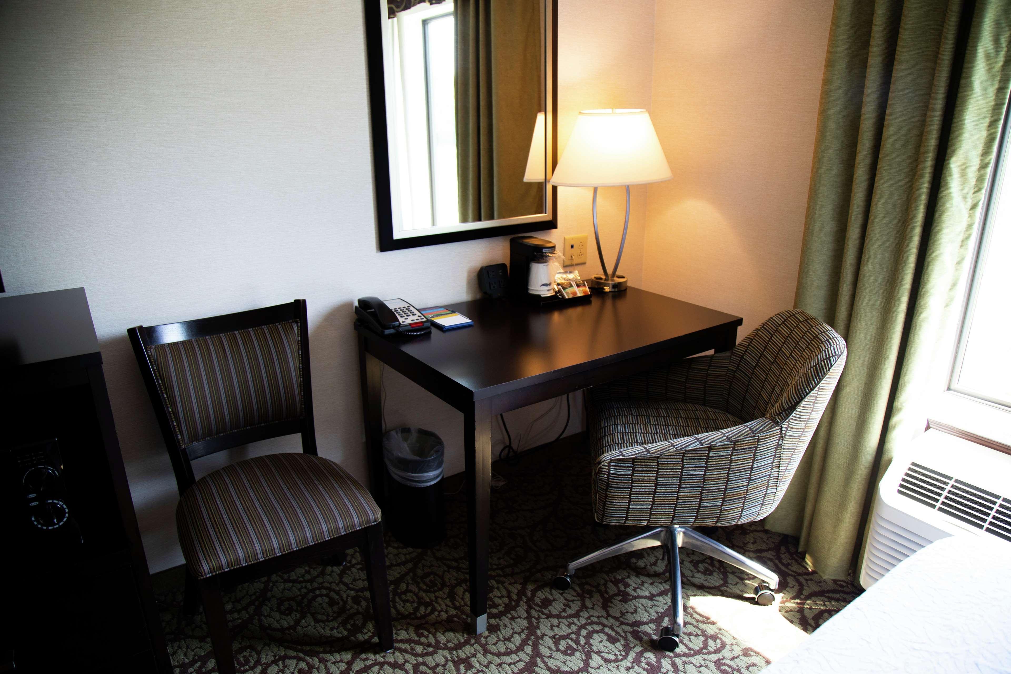 Hampton Inn & Suites Sharon West Middlesex Eksteriør billede