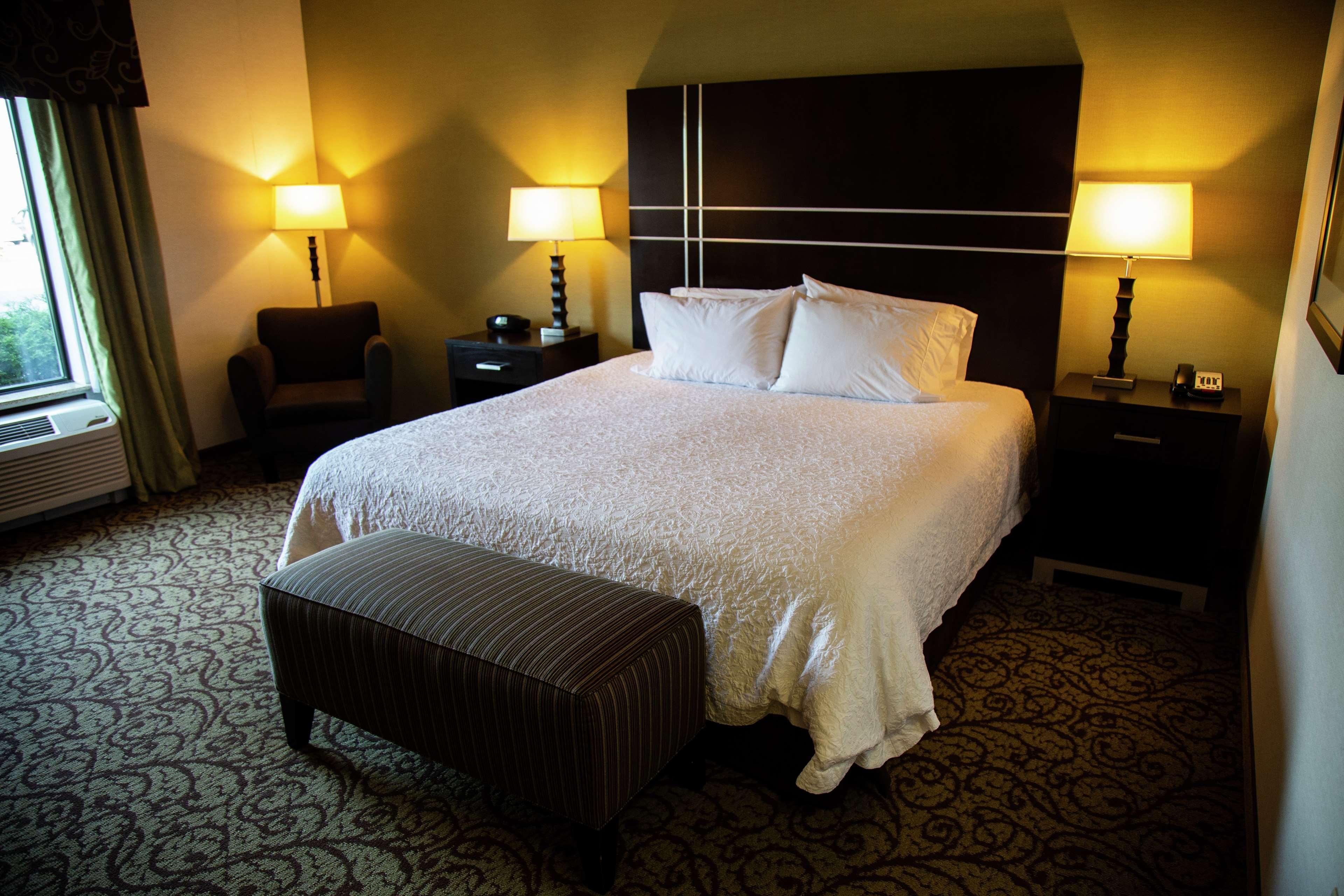 Hampton Inn & Suites Sharon West Middlesex Eksteriør billede